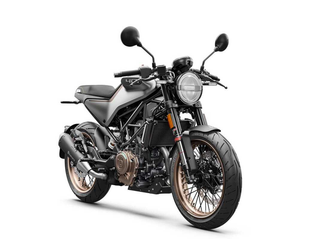 On such a light and small bike, it might seem like overkill to have an assist and slipper clutch and clutchless shifting, but the changes give the 401s an edge others can’t match.
