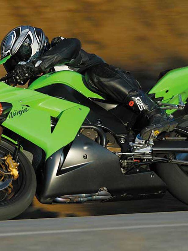 2004 Kawasaki ZX-10R Ninja, Road Test & Review