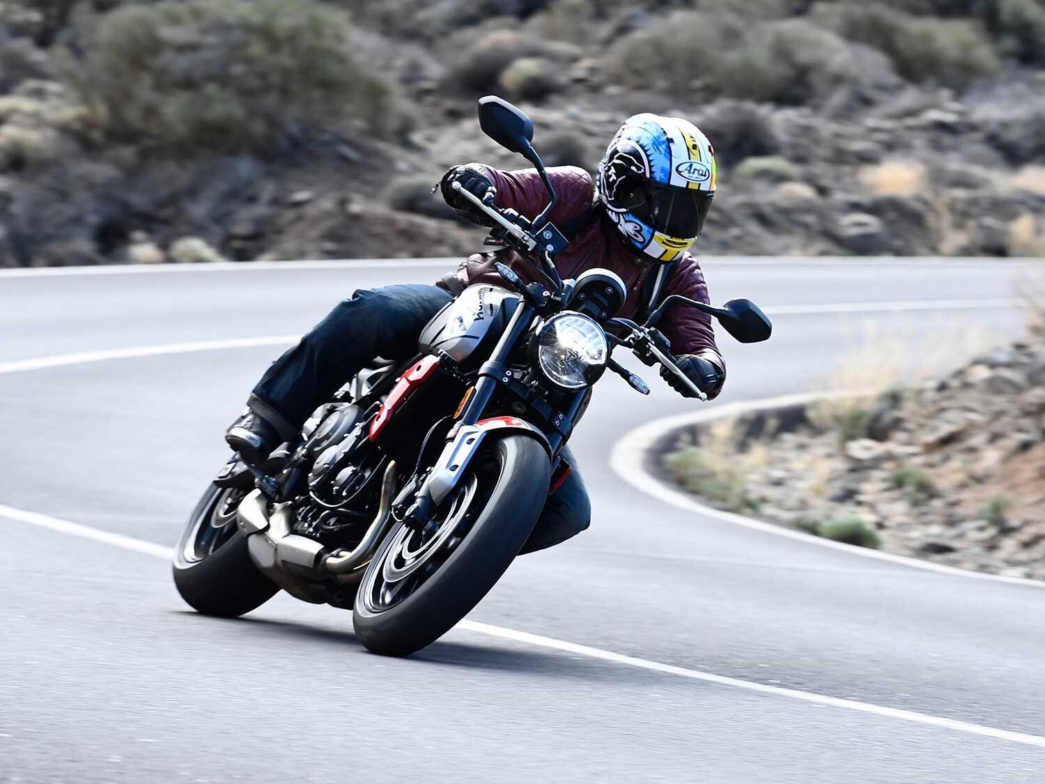 The 660cc triple engine features 67 new components over the sportier Street Triple S. Peak power is 80 hp at 10,250 rpm and torque 47 pound-feet at 6,250 rpm, so there is more low-end and midrange power than the S.