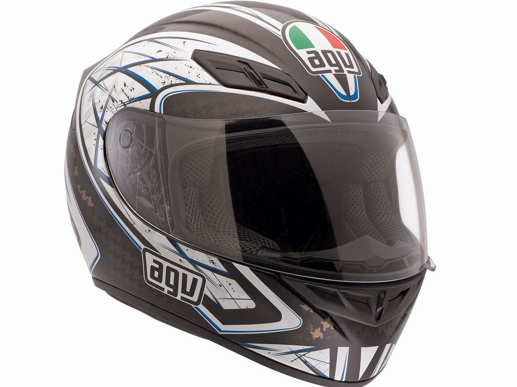 AGV K4 Evo Helmet WORDS: Zack Courts PHOTO: AGV | Motorcyclist