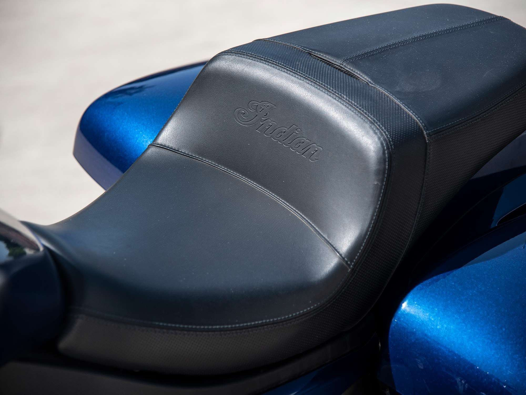 A generously sized saddle offers long-distance comfort.