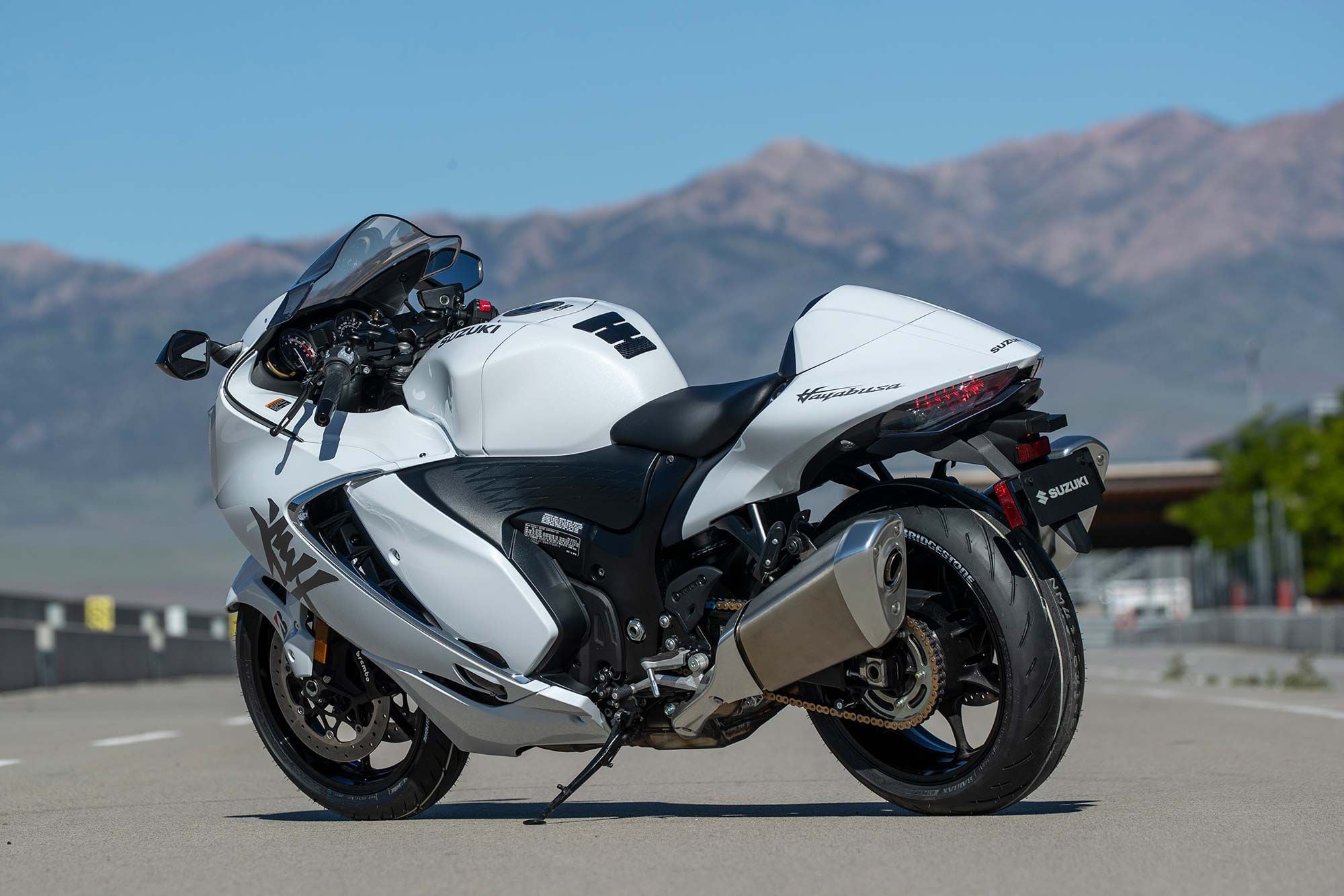 Long, fast, and low—Suzuki’s 2022 Hayabusa sportbike elevates its level of versatility both on the road and the racetrack.