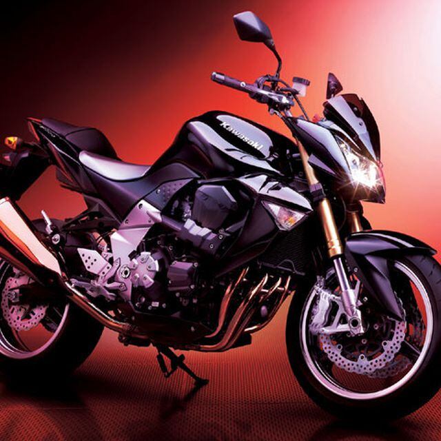 カワサキ Z1000 ☆2007年モデル フルパワー 2007 Kawasaki Z1000 | Up To Speed | Motorcyclist