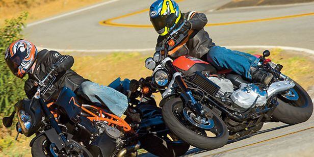 オマージュ 2025年 9/27 発売】atmos × adidas Originals ZX 8000 G-SNK 11