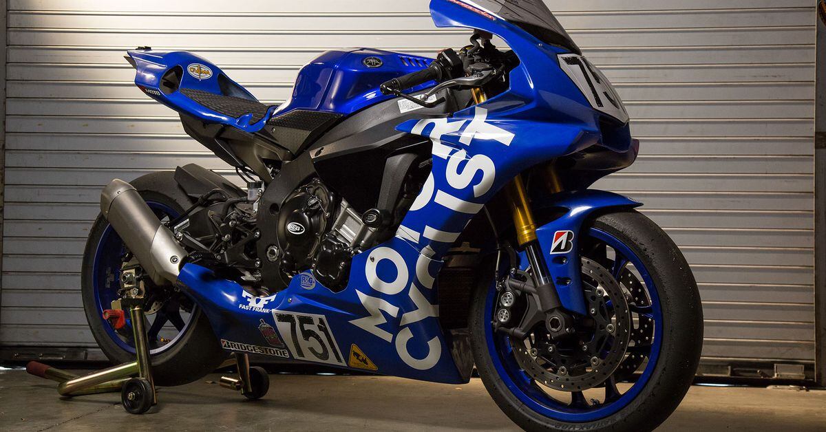 Racing With the Yamaha YZF-R1 Project Bike | Motorcyclist