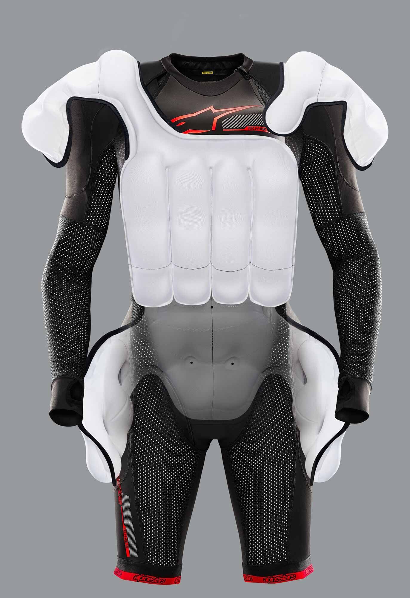 The advanced airbag system deploys full upper body and hip protection in the event of a crash.