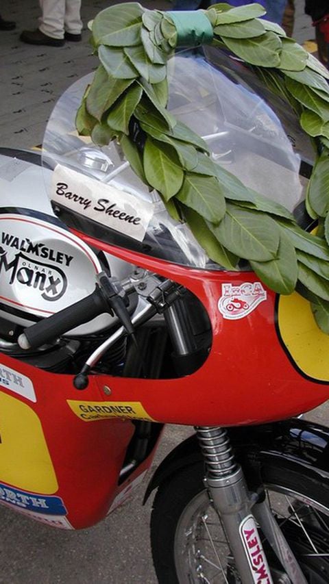 A Tribute To The Great Barry Sheene: 1950-2003