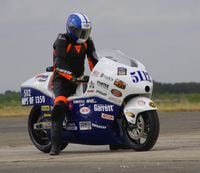 World's Fastest Streetbike Goes 278.6 MPH at the Texas Mile