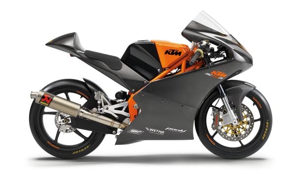 バイク KTMRC 250 R ETYQQXA3PUMBYB3UBE5XSBMCMI.jpg