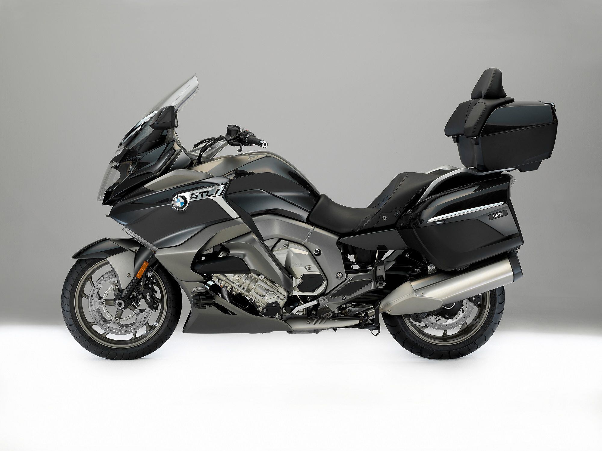 BMW K1600GT 2017年モデル シ ート 2017 BMW K1600GTL | Motorcyclist
