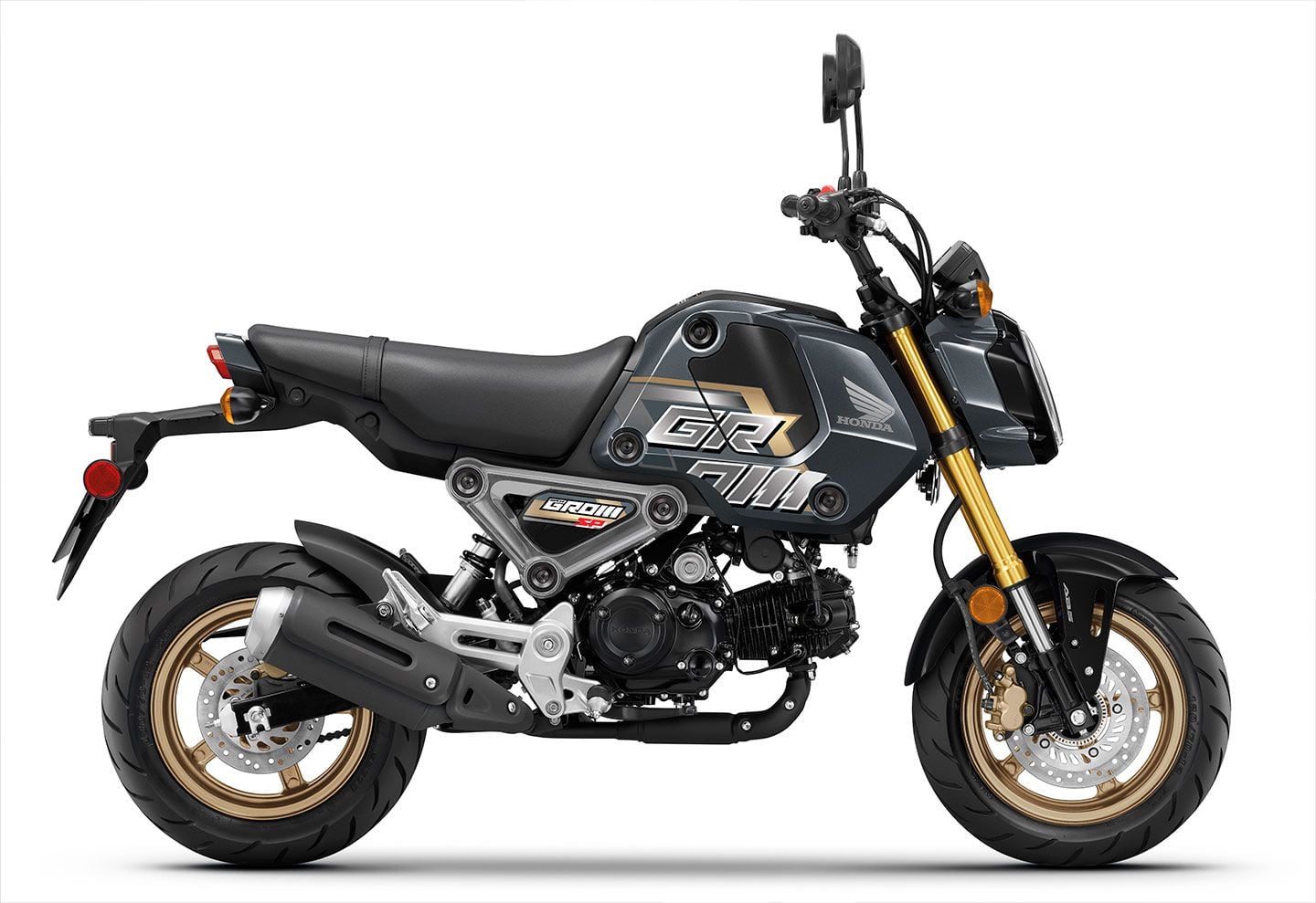 Gold rims and special graphics on the Matte Gray Metallic body work make the Grom SP stand out in its own way.