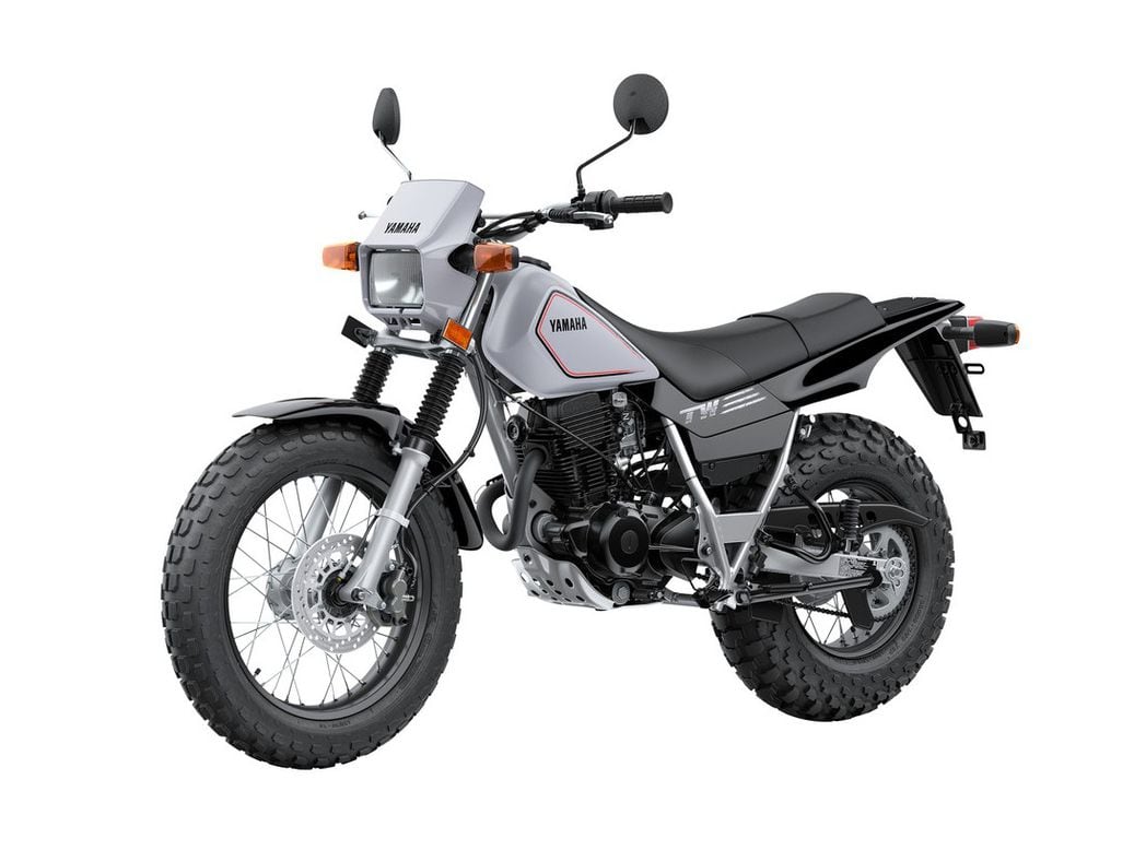 ヤマハ　TW200 TW225 2025 Yamaha TW200 Preview | Motorcyclist