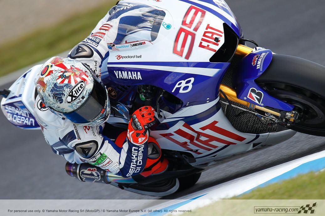 YAMAHA MotoGP FIAT VOX⁈ 2010 Fiat Yamaha MotoGP Team unveiled | Motorcyclist