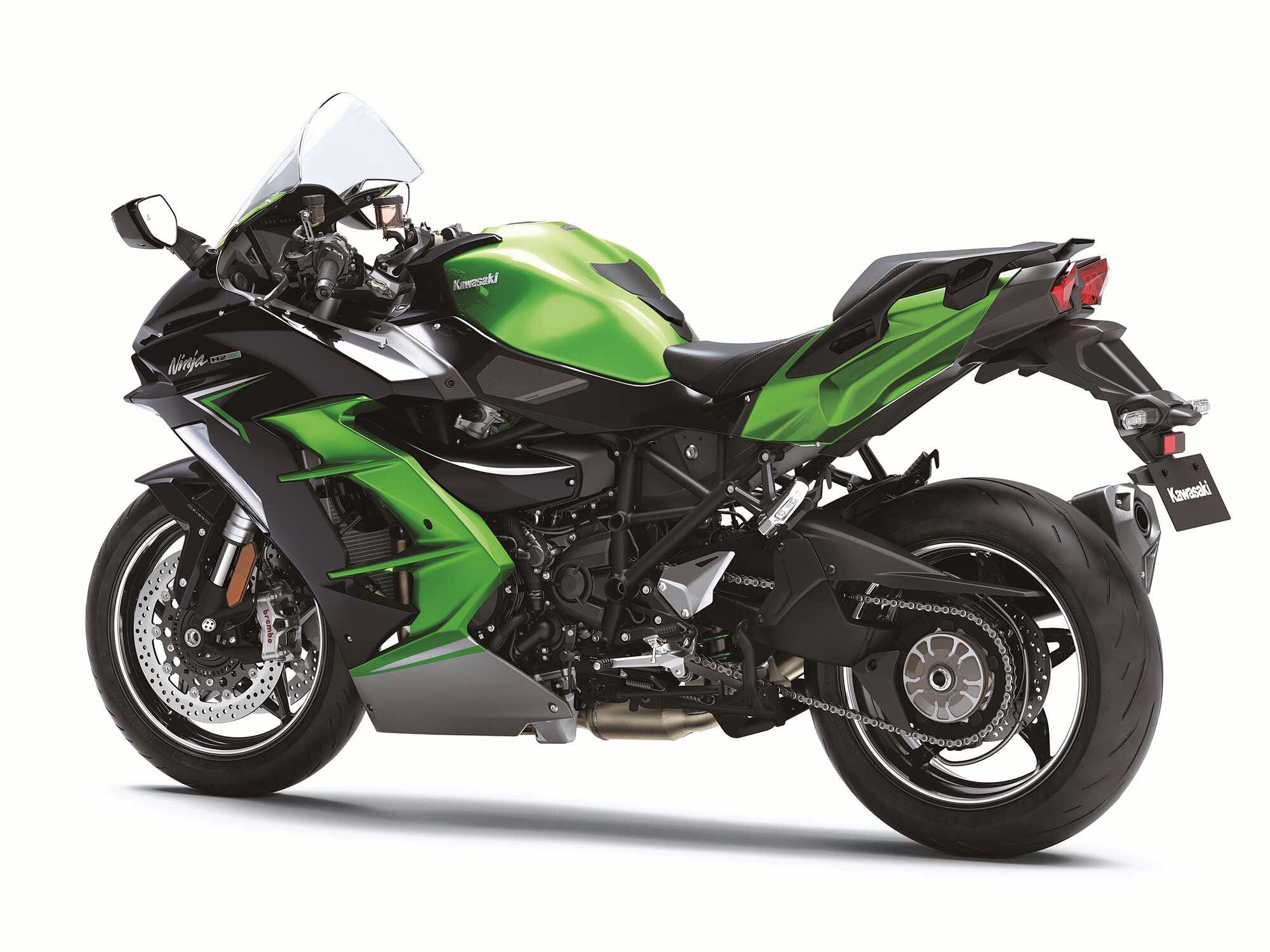 The Ninja H2 SX SE is more travel-ready than ever.