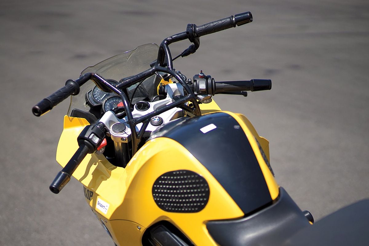 How to Steer a Motorcycle Countersteering vs. Bodysteering Motorcyclist