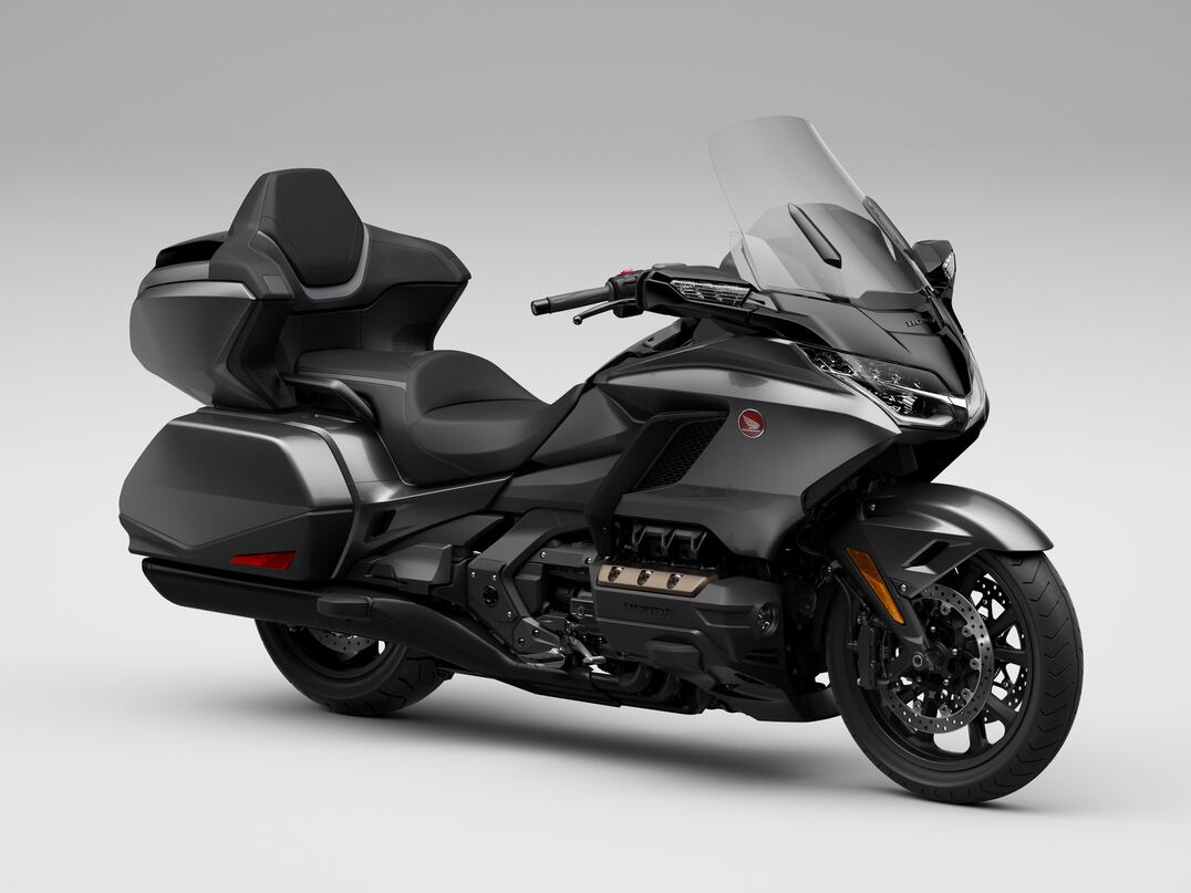Check out the stealthy black finishes on the mufflers, suspension, and trim. The sixth-generation definitely looks like a Gold Wing, but a more compact design gives it a more modern and agile look.