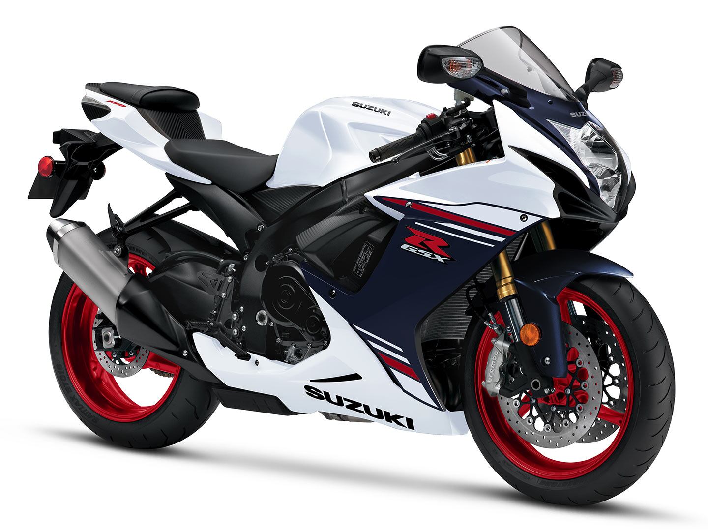 The 2025 Suzuki GSX-R750 in Pearl Brilliant White and Metallic Matte Stellar Blue.