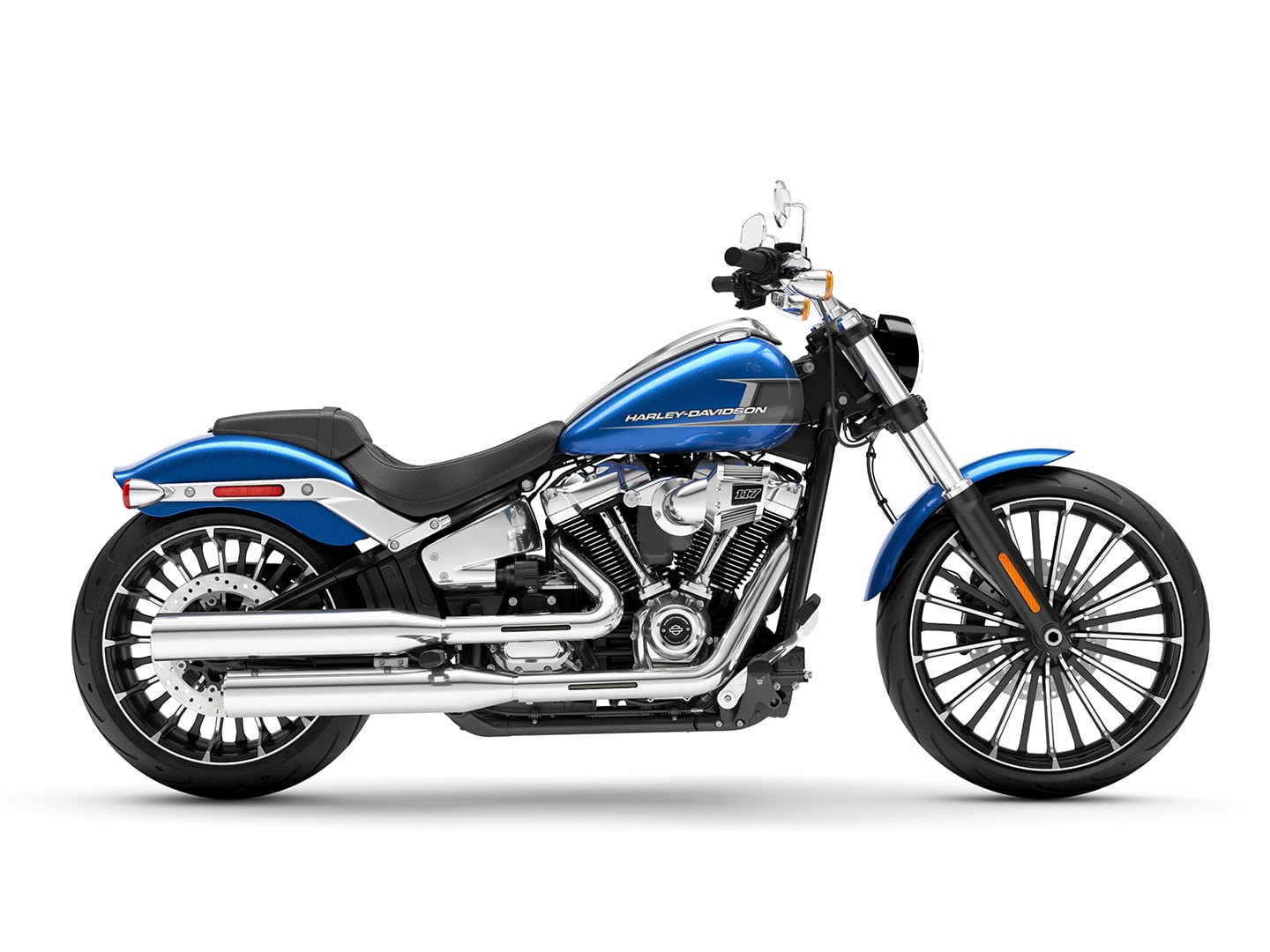 With bright paint jobs and lots of chrome, the Breakout 117 is not a motorcycle to fly under the radar.