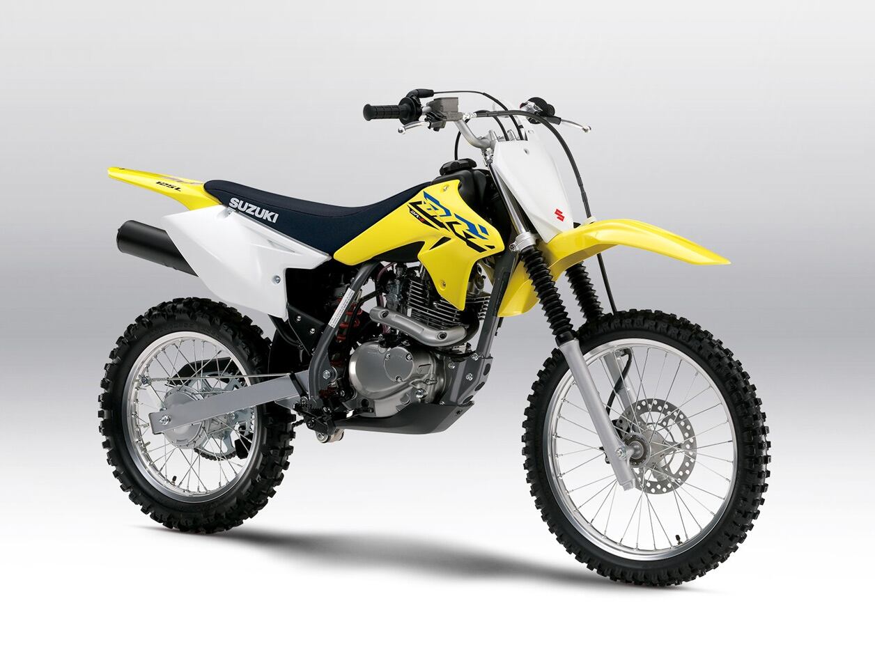 The DR-Z125L sees no changes for 2025 save for a minor $20 bump in price.